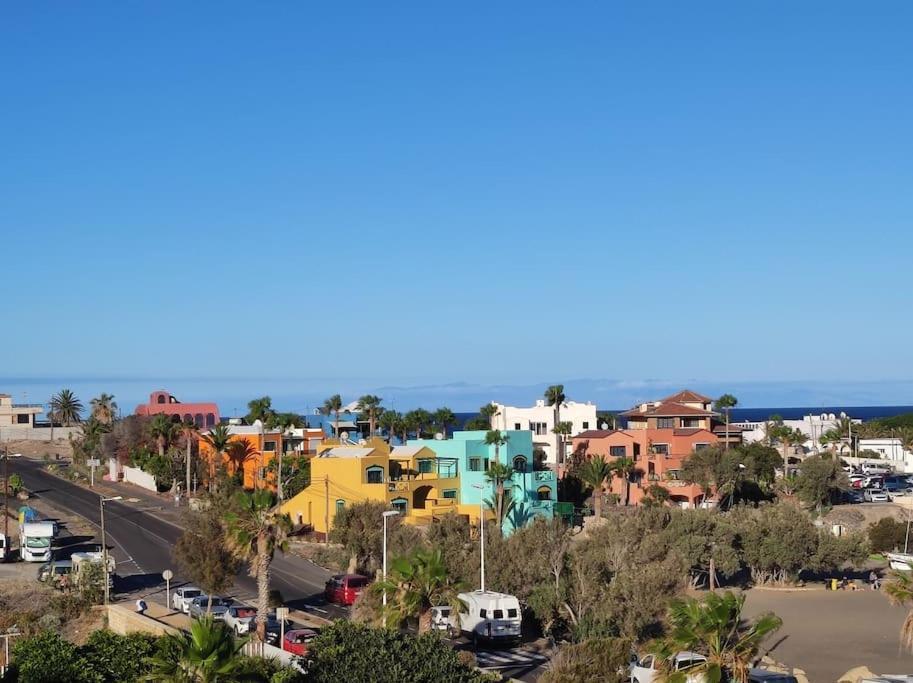 El Medano Beachfront Triplex Penthouse With Pool, Rooftop, Sea View Exterior foto
