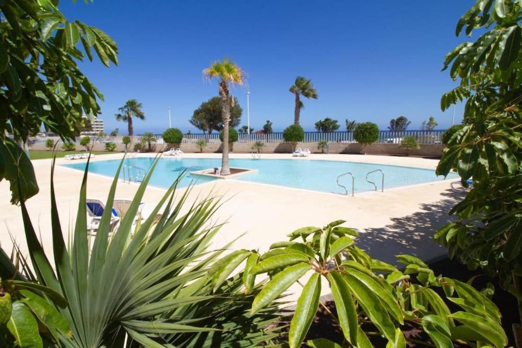 El Medano Beachfront Triplex Penthouse With Pool, Rooftop, Sea View Exterior foto