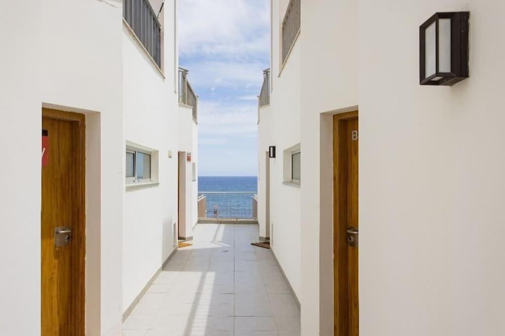 El Medano Beachfront Triplex Penthouse With Pool, Rooftop, Sea View Exterior foto